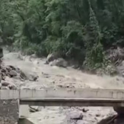 Най малко 157 души загинаха от свлачища в Южна Етиопия причинени