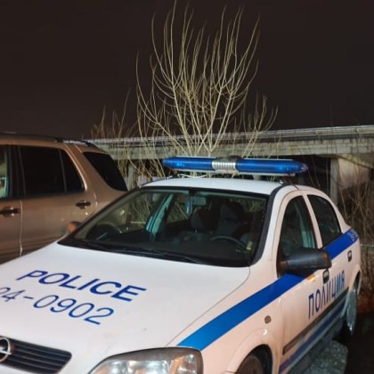 На 23 юли около 21 часа непълнолетен младеж е проникнал