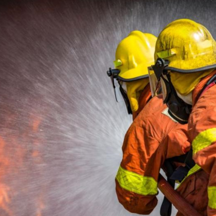 Запали се и склад на голяма хранителна верига до Елин