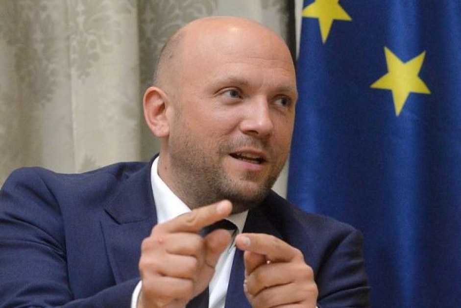 Мануел Сарацин: Скопие не оправда надеждите за конституционни промени