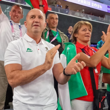 Президентът Румен Радев се срещна с български спортисти които ще