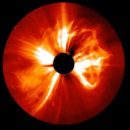 Космическият кораб Solar Orbiter използвайки своите инструменти регистрира появата от