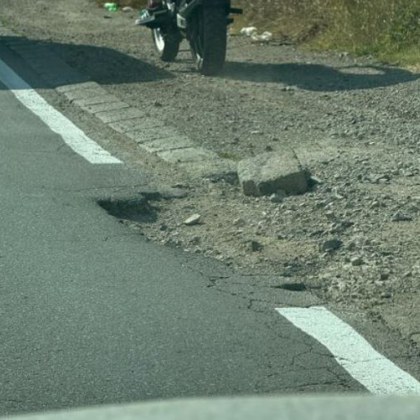 Куриозна гледка привлече вниманието на минувач по улица в София Бяла