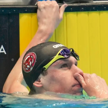 Американските плувци Дейвид Джонстън и Люк Уитлок се заразиха с