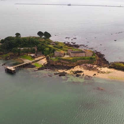 Остров от край бреговете на Девън – графство в югозападна