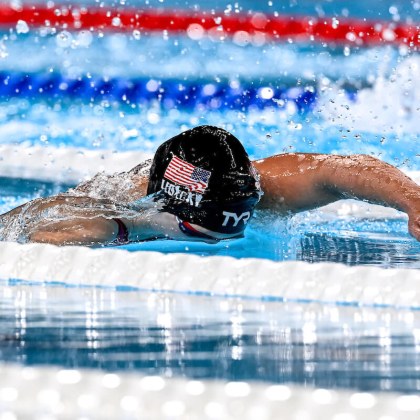 Американката Кейти Ледецки доминира на 1500 свободен стил в олимпийския