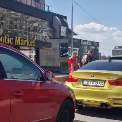 Тройна катастрофа на столичния булевард Симеоновско шосе посока центъра точно