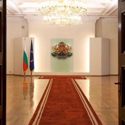 На 5 август понеделник в 12 00 часа на Дондуков 2