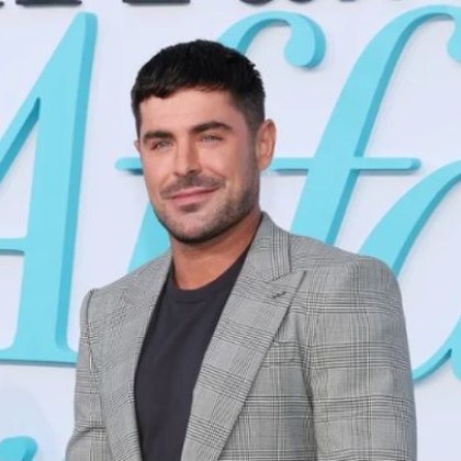 Зак Ефрон известният холивудски актьор звезда от филмите Красив лош