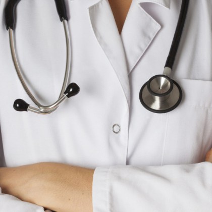 В украинското село Келменци Черновецка област жена нападна член на