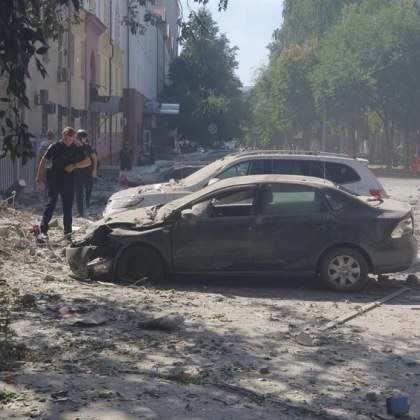 Руска ракетна атака срещу град Харков в Североизточна Украйна нанесе