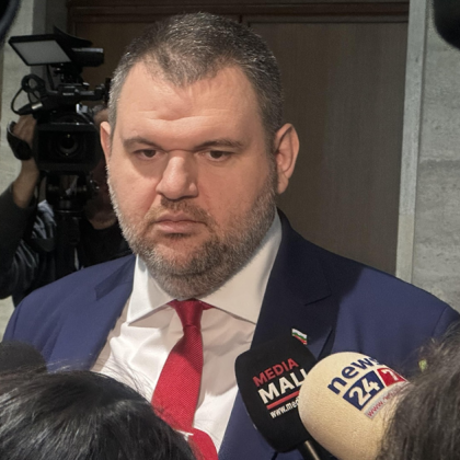 Пеевски: ПП-ДБ проведоха още тайни срещи в офиса на Христо Иванов
