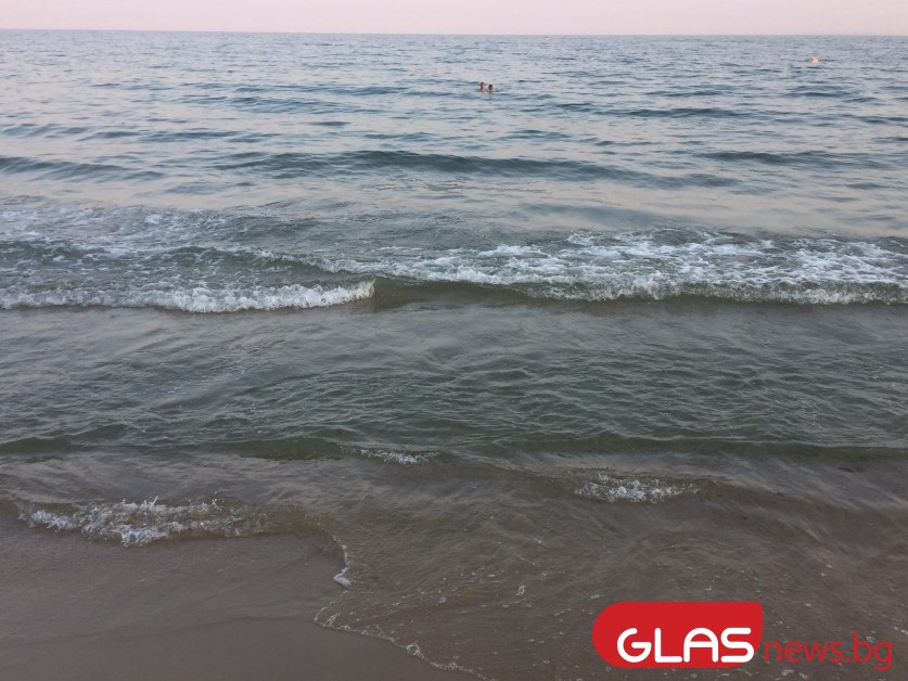 Мъж и жена се удавиха в морето край Бургас