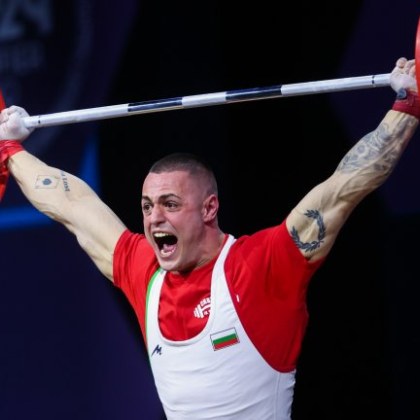 С надежди за олимпийски титли и други медали ще започне