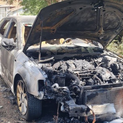 Кола е горяла вчера през нощта в София Превозното средство