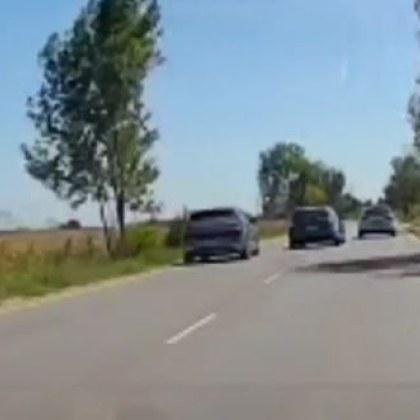 ВИДЕО показа защо винаги да внимавате при изпреварване