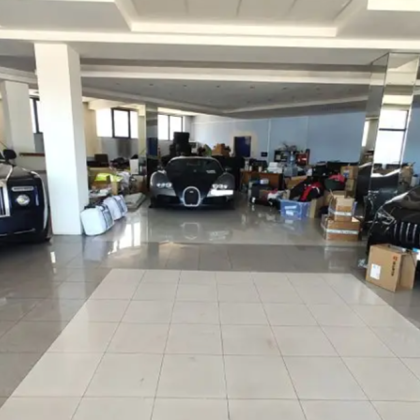 Част от автопарка на Румен Гайтански Вълка се съхранява