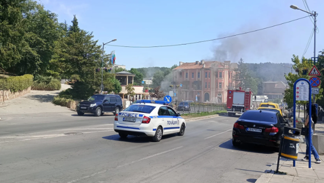 Загинал и ранени при пожар в дом за възрастни хора в Банкя ВИДЕО