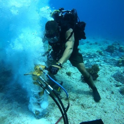 Разпространението на интернет по целия свят принуди човечеството да постави