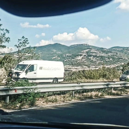 Катастрофа с бус е станало край Кърджали алармират граждани в