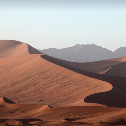 Двама мъже загинаха след като се изгубиха в обширна пустиня