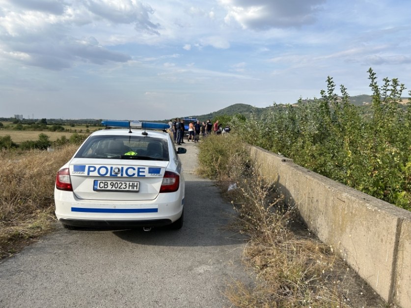 Труп на жена изплува в язовир край Враца, полиция блокира района