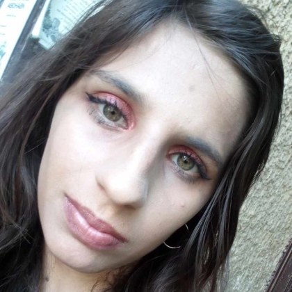 Майка от Ловеч отчаяно издирва 16 годишната си дъщеря която е