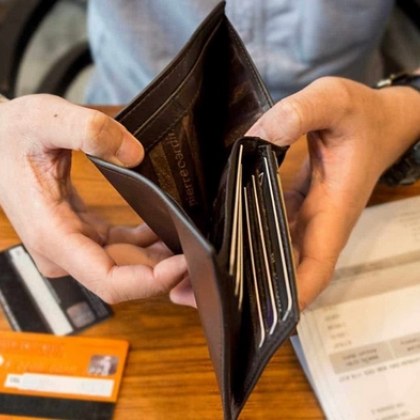 Колекторска фирма е осъдена да плати обезщетение на мъж заради