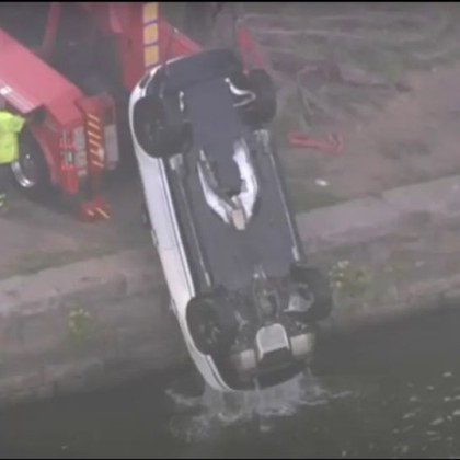 Любовните авантюри на американска двойка на задната седалка на Range