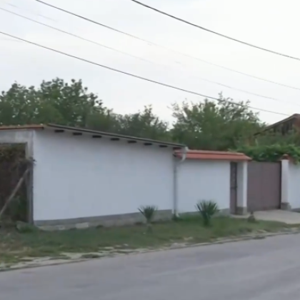 Великотърновско село излезе на бунт срещу свой съсед Местните събраха