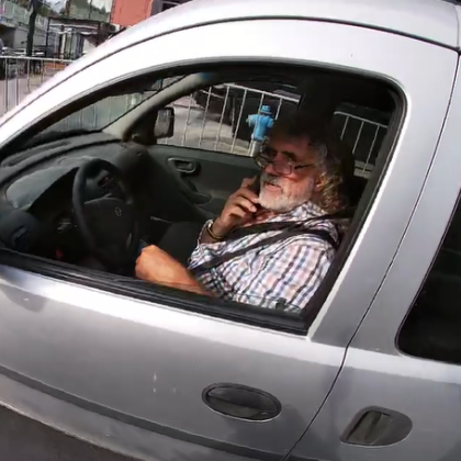 Водач на лек автомобил не пропусна пресичащи майка и дете