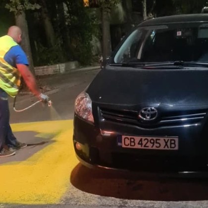 Жена сподели куриозен кадър от софийския квартал Лозенец в социалните