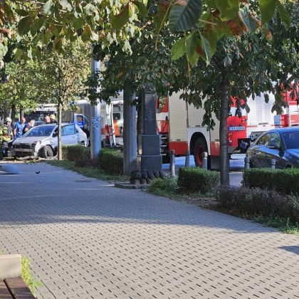 Зрелищна катастрофа е станала между Орлов мост и Софийския университет научи GlasNews