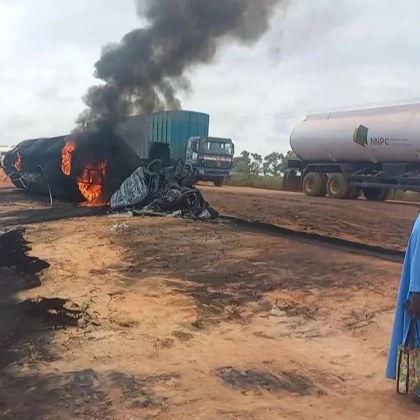 Най малко 59 души загинаха в Нигерия в неделя след като