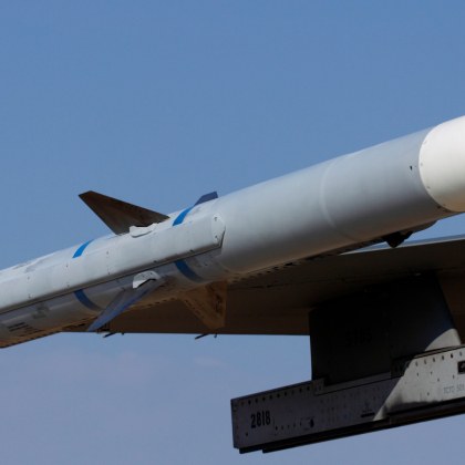 Министерството на отбраната на САЩ възложи на американската компания Рейтиън