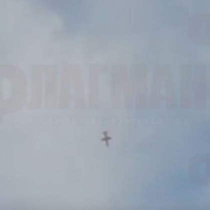 Ново видео показва момента на смъртоносната авиокатастрофа в Граф Игнатиево