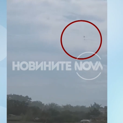 Първи кадри от момента на авиокатастрофата край Граф Игнатиево ВИДЕО