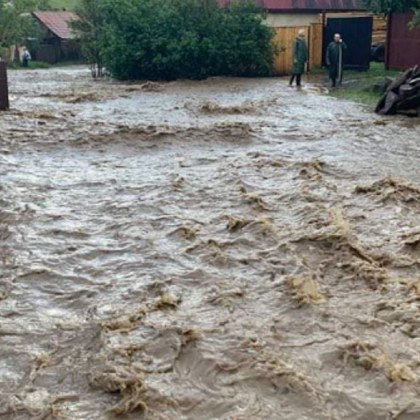 Пет души са били отрити мъртви в Източна Румъния след