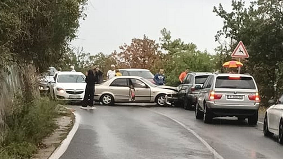 Тежка катастрофа край Несебър ВИДЕО