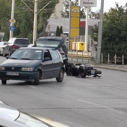 Моторист е бил блъснат в столицата Това си личи по