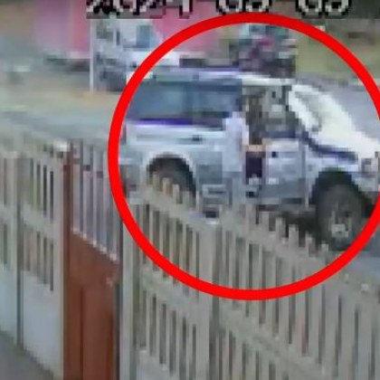 Агресия на пътя: Млад водач преследва двойка, преби ги ВИДЕО