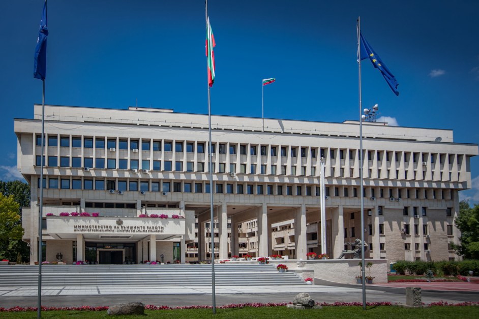 МВнР категорично отхвърли намесата ни в доставките на пейджъри за Ливан и Сирия