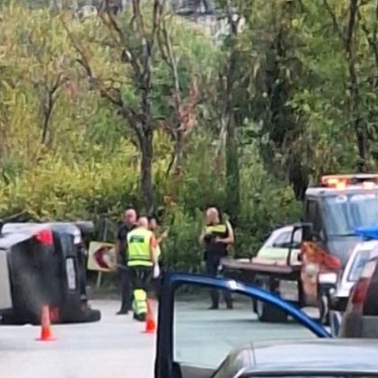 Сериозен пътен инцидент е станал този следобед в Плевен Лек автомобил