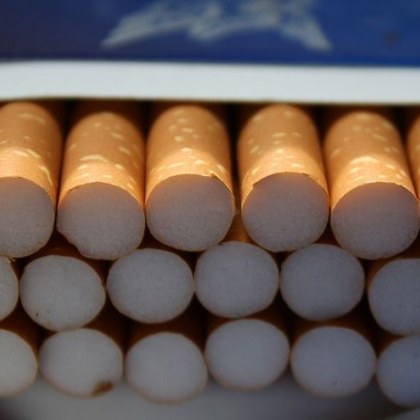 Голяма и добре оборудвана нелегална фабрика за цигари е била