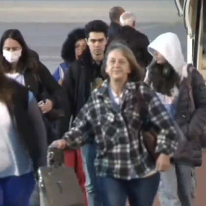 Българите евакуирани от Ливан стъпиха на родна земя Правителственият самолет кацна
