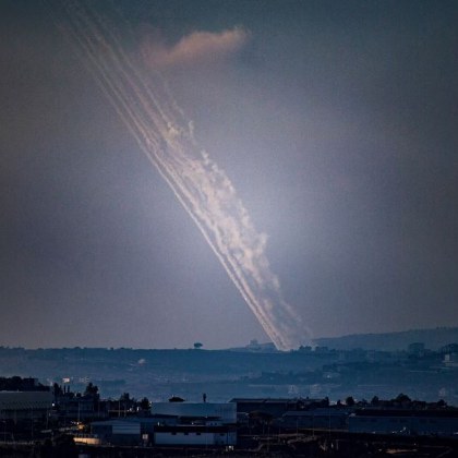 Съобщенията за атаката срещу Израел предизвика бурна радост по улиците