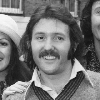 Певецът и текстописец Мартин Лий от поп групата Brotherhood of