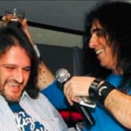 Почина барабанистът на АХАТ Юрий Коцев съобщиха от групата Той