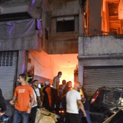 Най малко 11 души са убити и 48 са ранени при