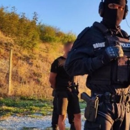 Деветима души са арестувани за изборни престъпления при масирана акция